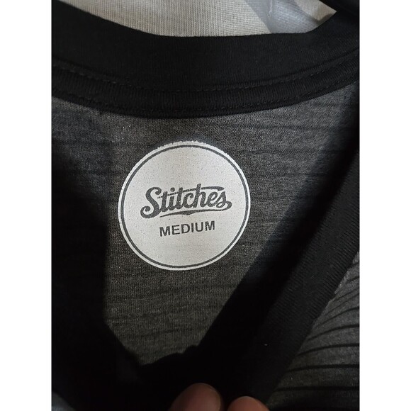 Minnesota Twins (Stitches) Gray Medium Embroidered Polyester / Cotton T Shirt - Picture 10 of 11